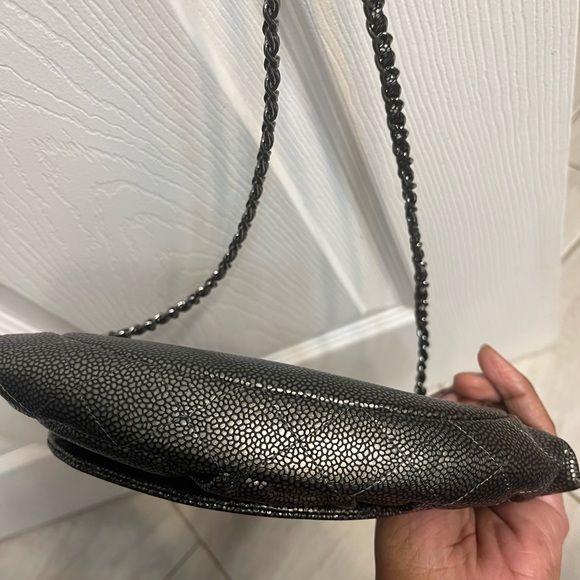 Chanel half moon bag - Picture 3 of 10